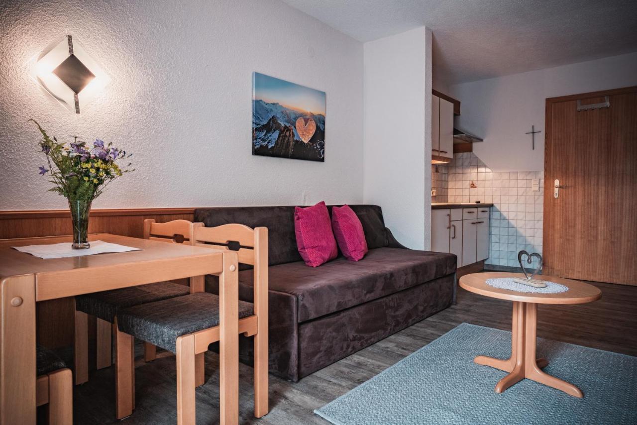 Hotel Garni Romantika St. Leonhard im Pitztal Zewnętrze zdjęcie