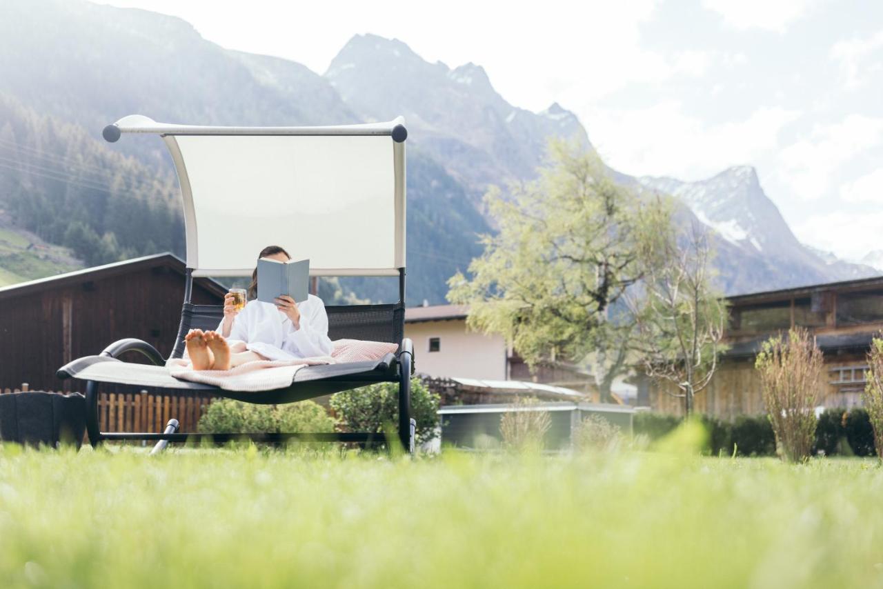 Hotel Garni Romantika St. Leonhard im Pitztal Zewnętrze zdjęcie
