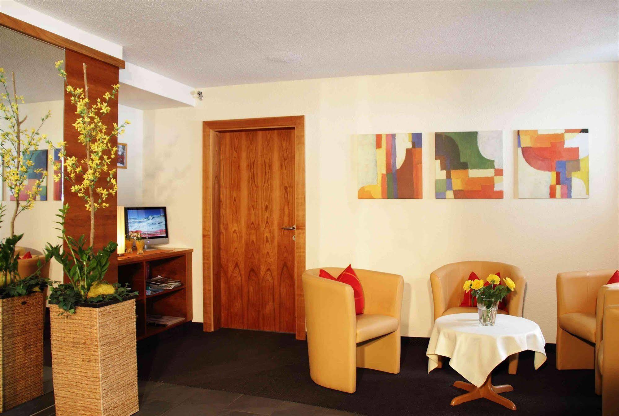 Hotel Garni Romantika St. Leonhard im Pitztal Zewnętrze zdjęcie